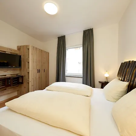 Zeltinger-hof - Des Rieslings 3*