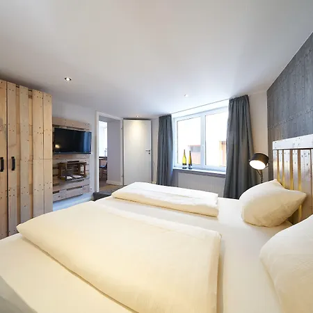 Hotel Zeltinger-hof - Des Rieslings